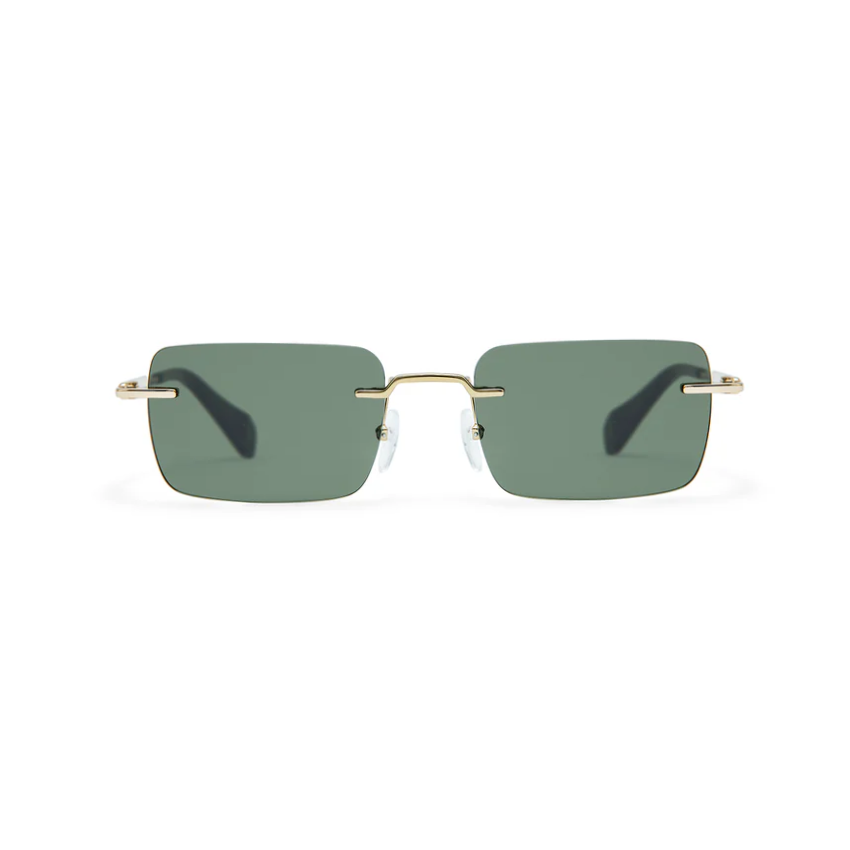 Occhiali da sole Gigi Studios ATHENA 05s con montatura rettangolare in metallo dorato e lenti verdi. Vista frontale degli occhiali da sole ATHENA 05s, evidenziando la forma rettangolare e il design elegante.