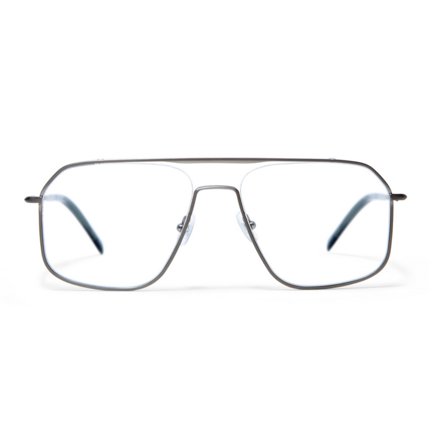 Occhiali da vista Gigi Studios 8114 Blake 9 unisex aviator in titanio satinato con terminali in acetato su sfondo bianco